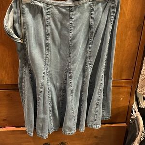 Light weight denim skirt